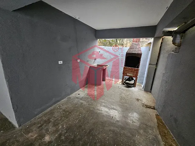 Casa 2 quartos e 1 banheiro, para alugar, no bairro Batistini em São Bernardo do Campo
