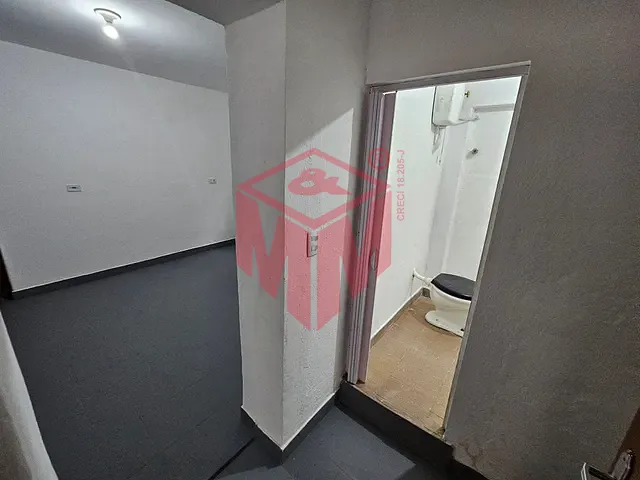 Casa 2 quartos e 1 banheiro, para alugar, no bairro Batistini em São Bernardo do Campo