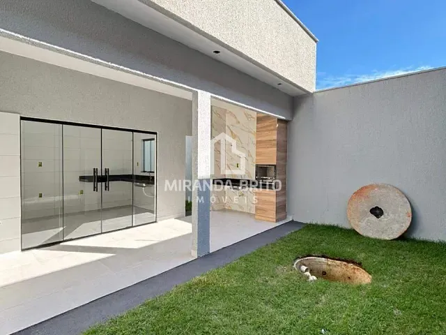 Casa 3 quartos e 2 banheiros, à venda, no bairro Parque Ibirapuera em Aparecida de Goiânia