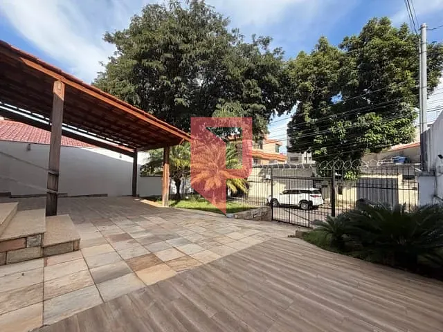 Casa 3 quartos e 3 banheiros, para alugar, no bairro Liberdade em Belo Horizonte