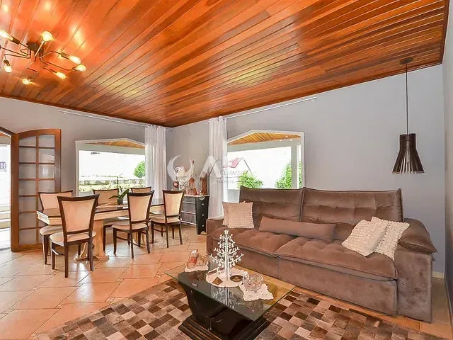 Casa com 460m² 3 quartos e 3 banheiros, à venda, no bairro Planta Vila Iraí em Piraquara