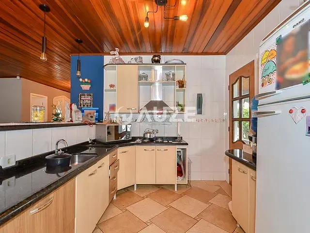 Casa com 460m² 3 quartos e 3 banheiros, à venda, no bairro Planta Vila Iraí em Piraquara