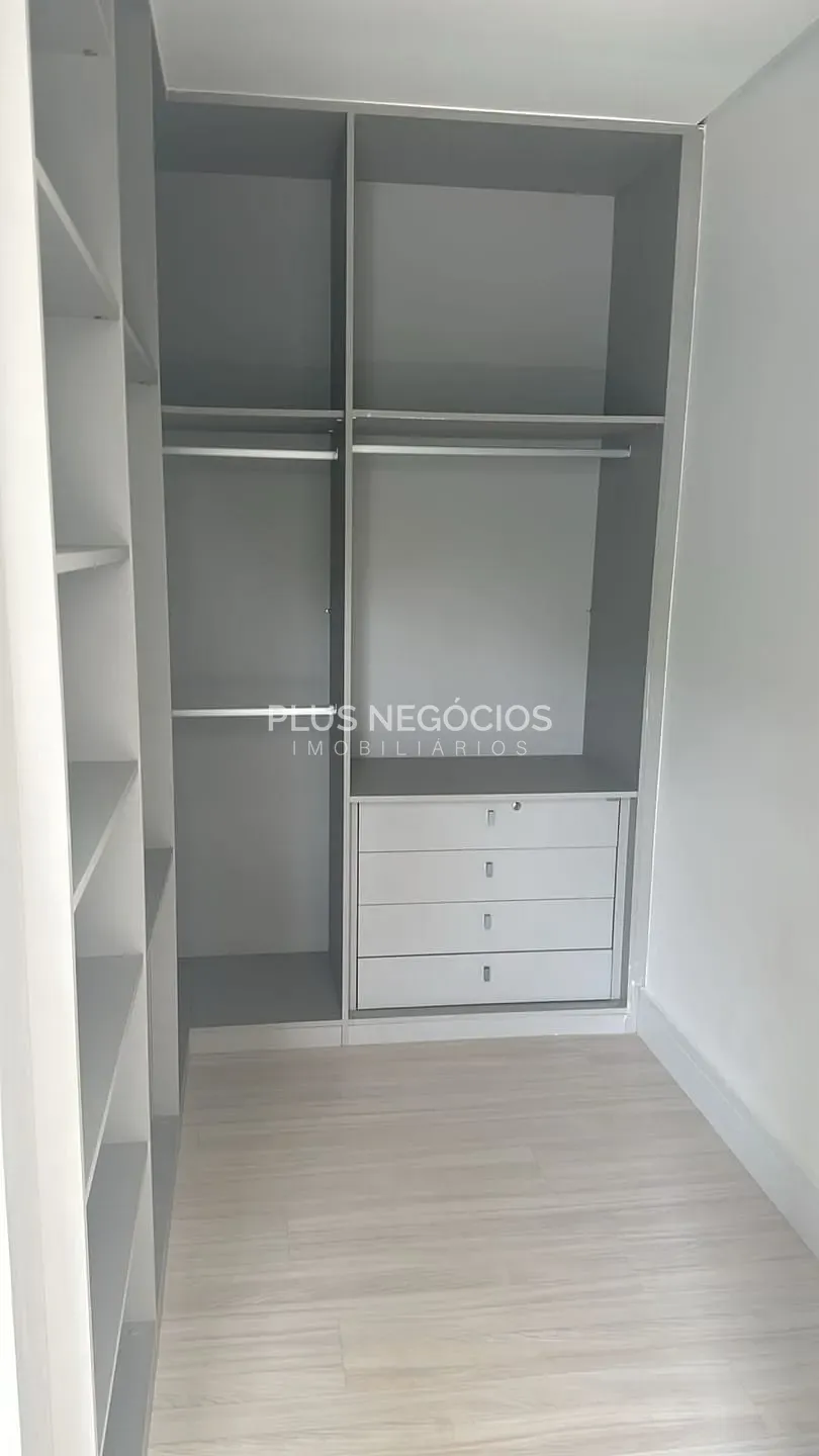 Casa, 3 quartos, 294 m² - Foto 2