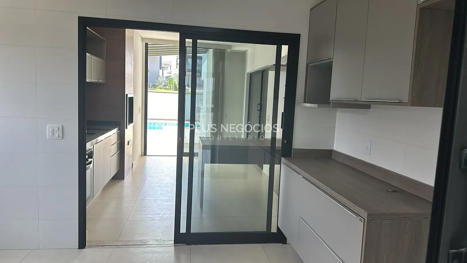 Casa, 3 quartos, 294 m² - Foto 34