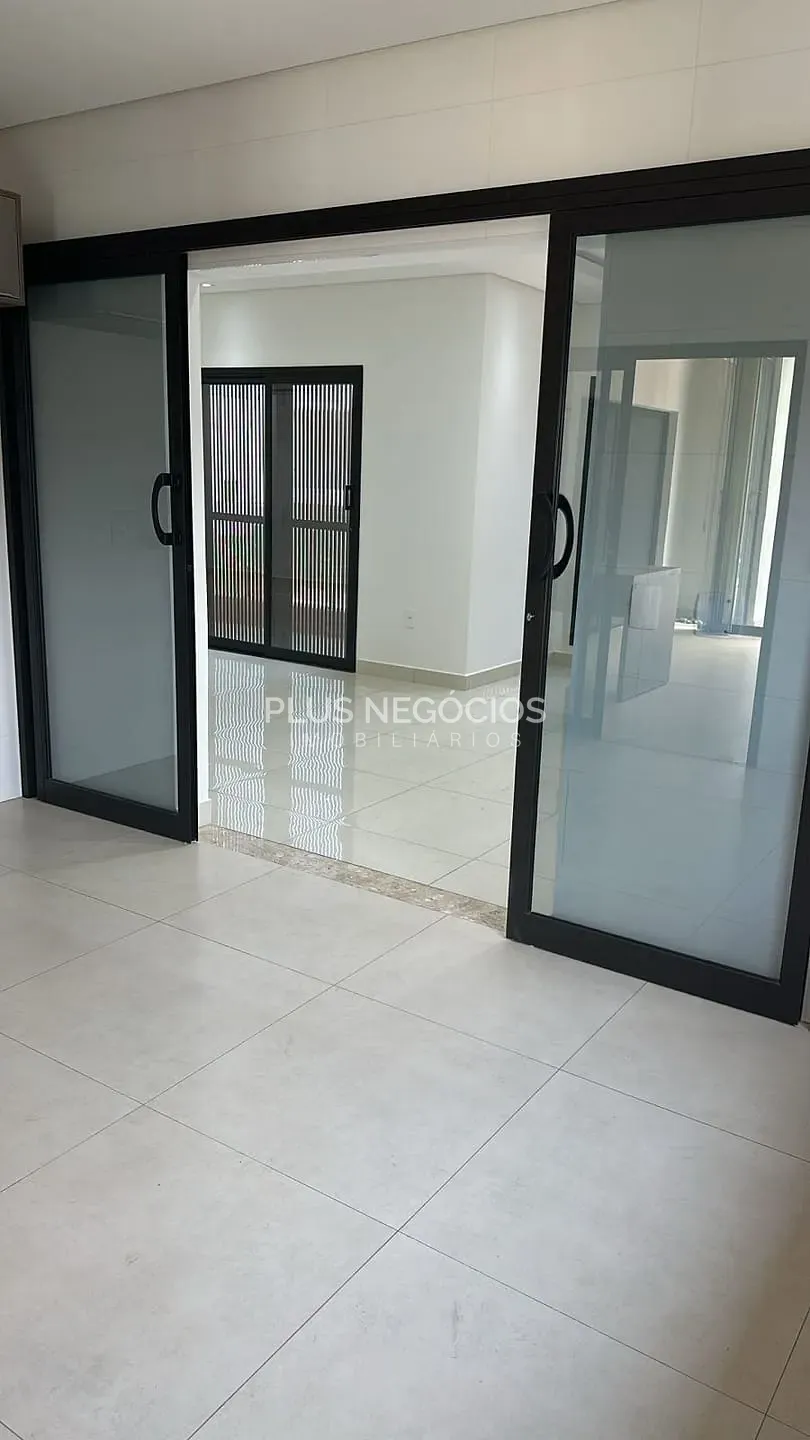 Casa, 3 quartos, 294 m² - Foto 37