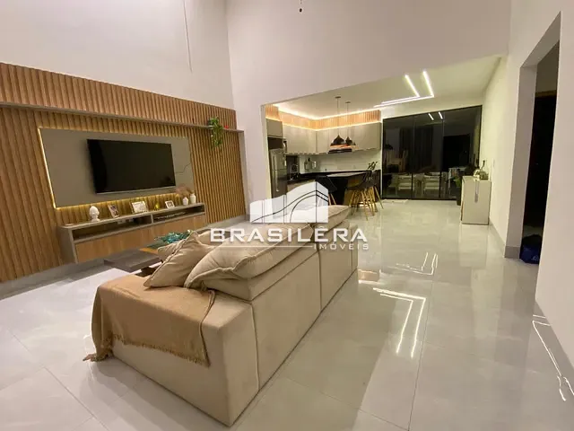 Casa com 520m² 3 quartos e 5 banheiros, à venda, no bairro Vila Maria em Aparecida de Goiânia
