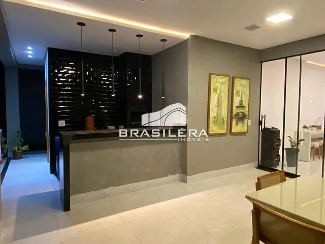 Casa com 520m² 3 quartos e 5 banheiros, à venda, no bairro Vila Maria em Aparecida de Goiânia