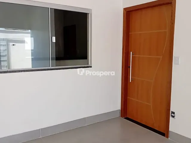Casa com 180m² 3 quartos e 2 banheiros, à venda, no bairro Setor Três Marias em Goiânia
