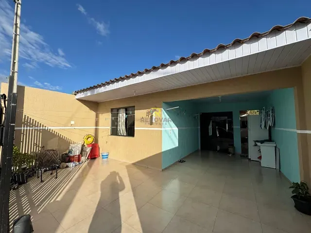 Casa com 350m² 4 quartos e 2 banheiros, à venda, no bairro Cascavel em Guarapuava