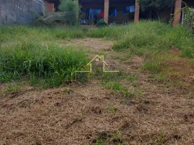 Casa com 450m² 2 quartos e 1 banheiro, à venda, no bairro Parque do Lago em Guaxupé