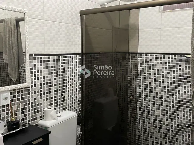 Casa 4 quartos e 3 banheiros, à venda, no bairro Quitandinha em Petrópolis