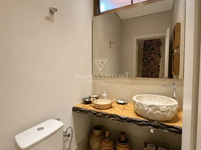 Casa com 660m² 3 quartos e 7 banheiros, à venda, no bairro Botujuru em Mogi das Cruzes