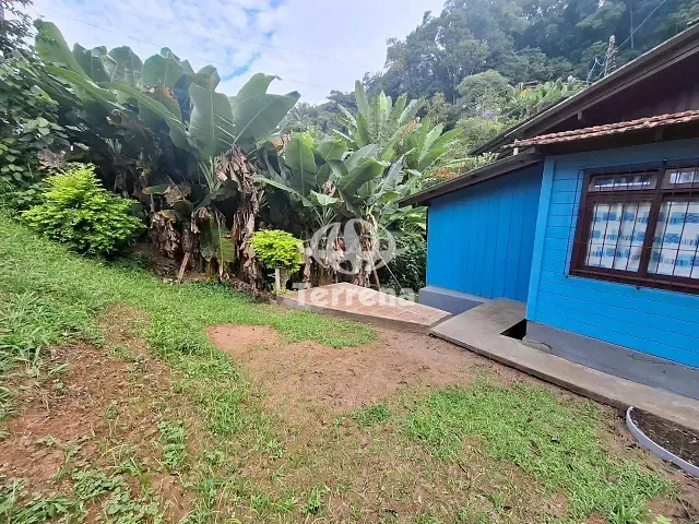 Casa com 80m² 3 quartos e 2 banheiros, para alugar, no bairro Ponta Aguda em Blumenau