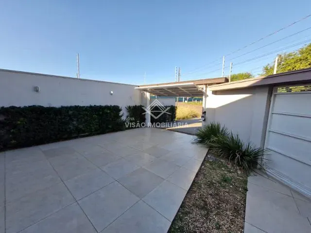 Casa com 492m² 4 quartos e 2 banheiros, para alugar, no bairro Jardim Paraíso em Sinop