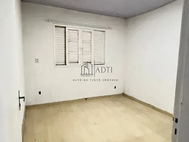 Casa 3 quartos e 2 banheiros, à venda, no bairro Alto Ipiranga em Mogi das Cruzes