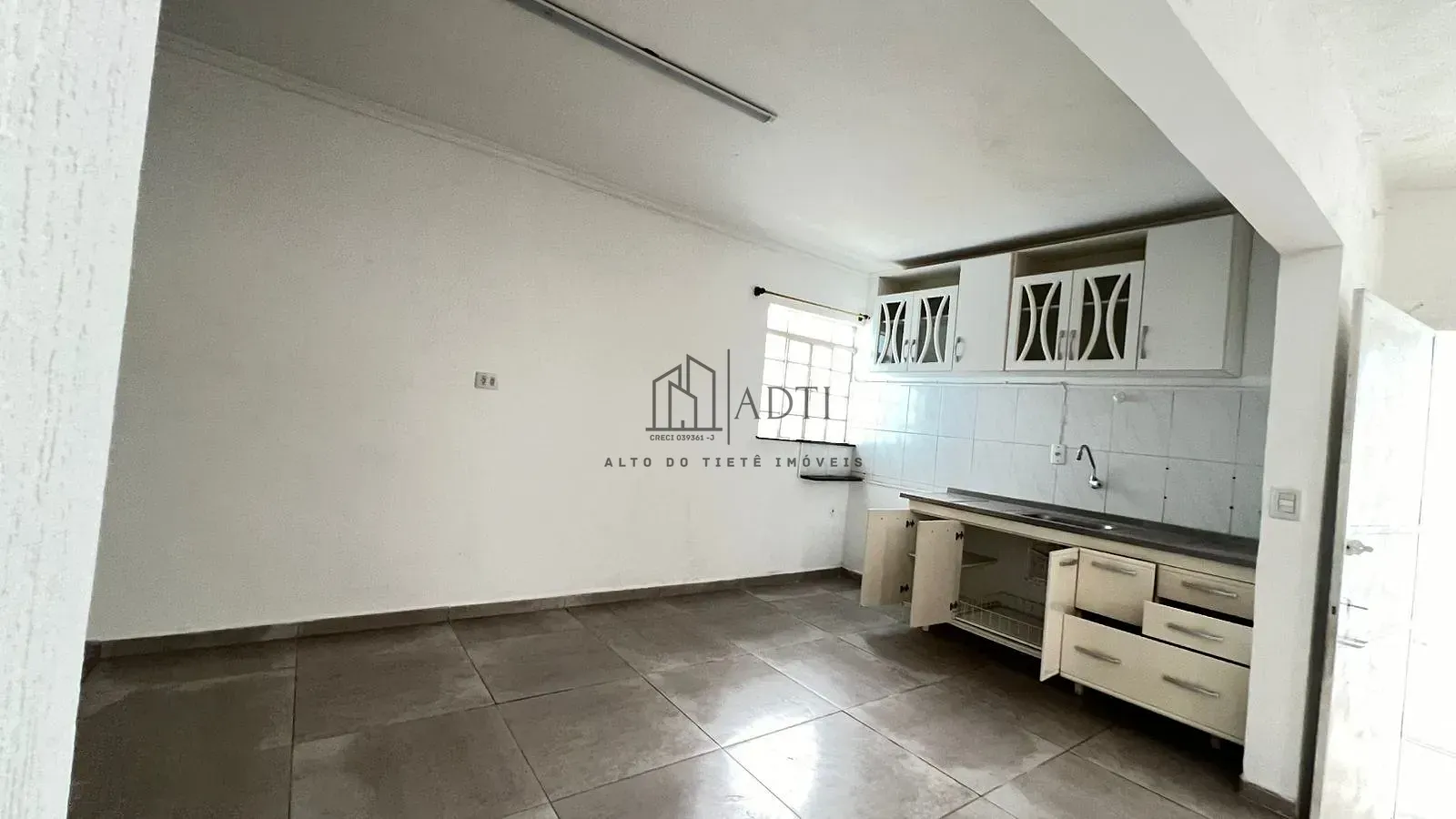 Casa, 3 quartos, 280 m² - Foto 2
