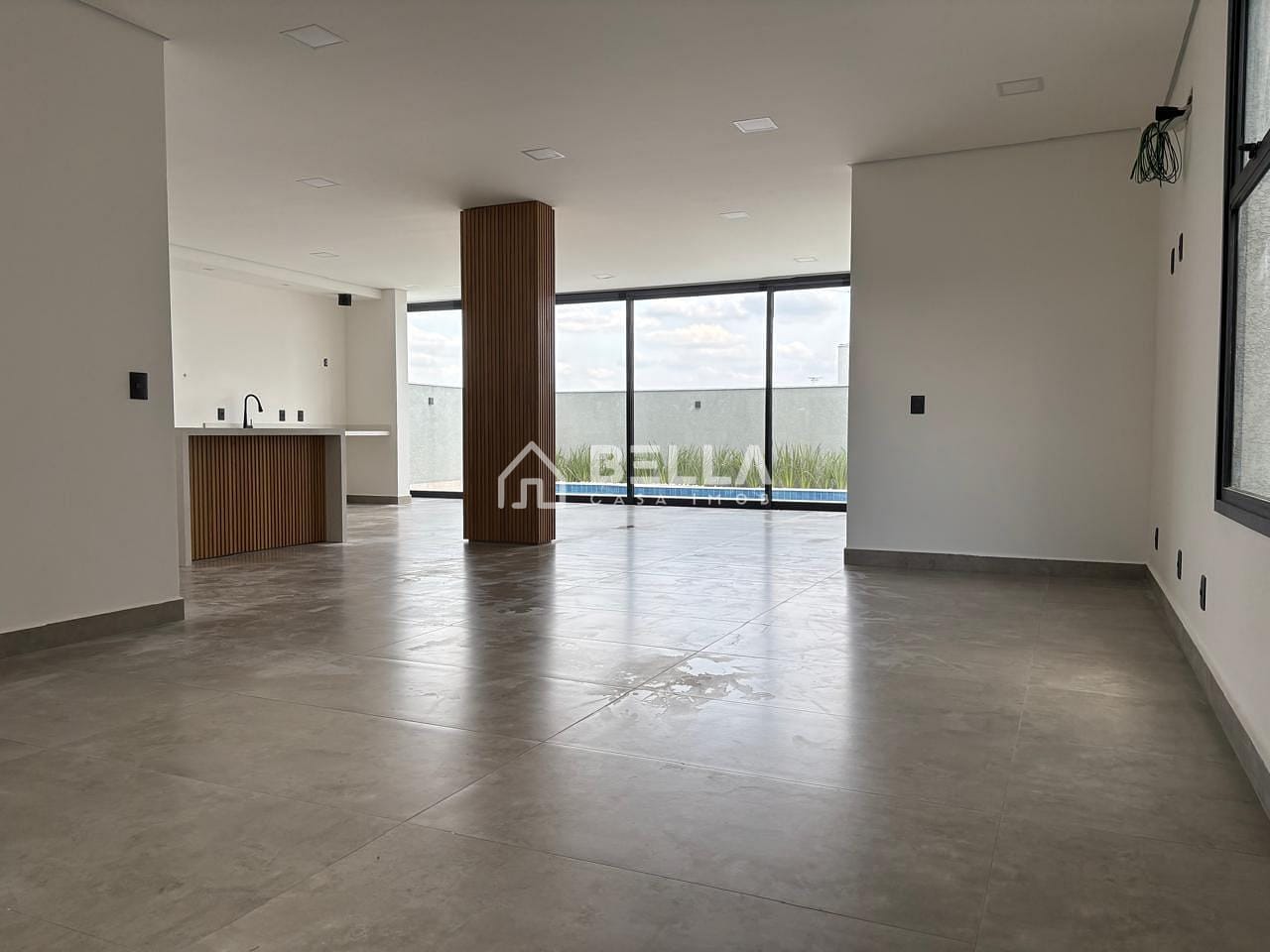 Casa à venda com 3 quartos, 167m² - Foto 4