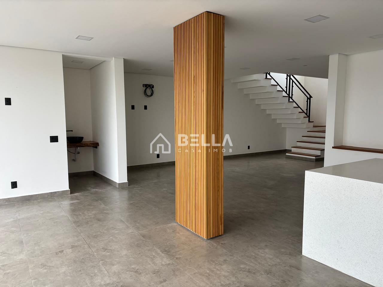 Casa à venda com 3 quartos, 167m² - Foto 8