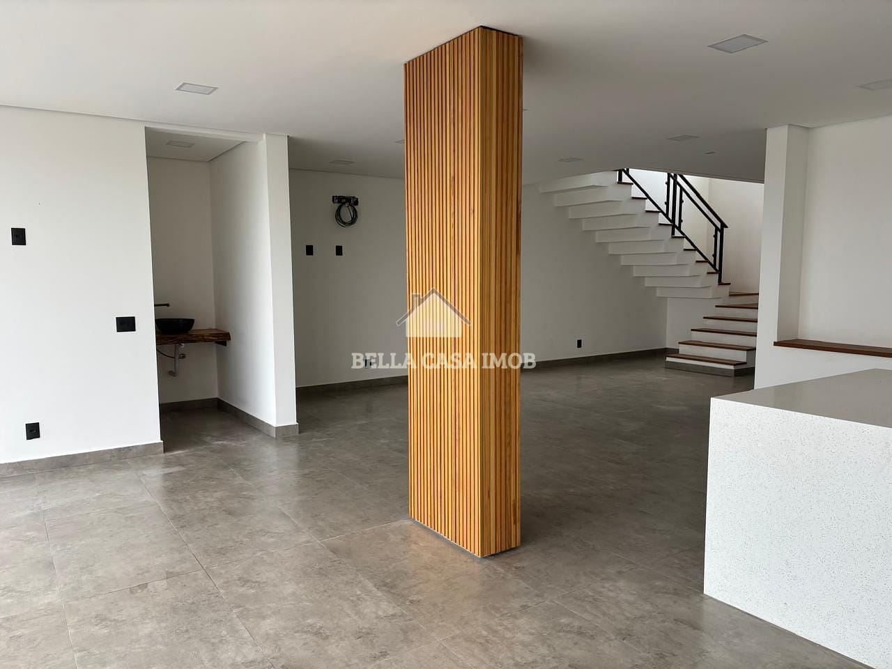 Casa à venda com 3 quartos, 167m² - Foto 8