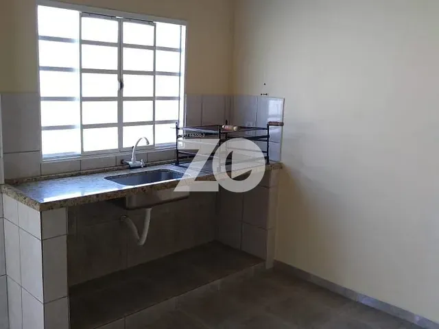 Casa 3 quartos e 2 banheiros, à venda, no bairro Conjunto Habitacional Joaquim Guilherme de Oliveira em Bauru