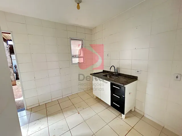 Casa 2 quartos e 1 banheiro, à venda, no bairro Parque Terras de Santa Maria em Pirassununga