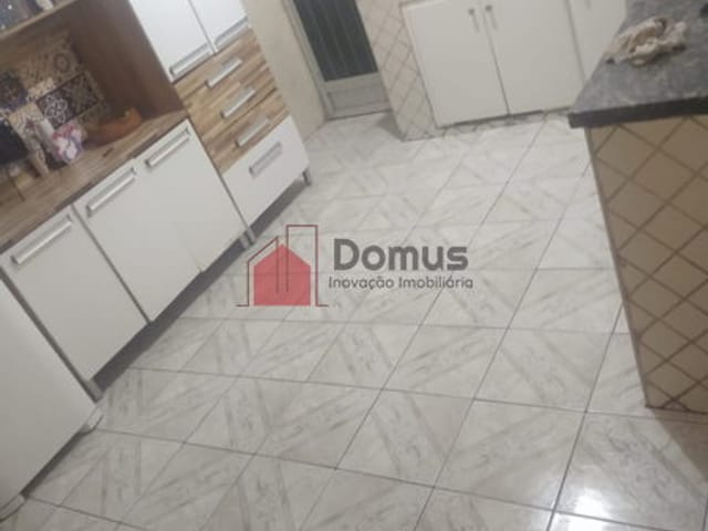 Casa com 250m², à venda, no bairro Vila Rica em Pindamonhangaba