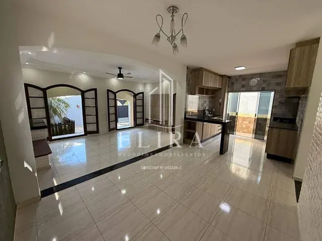 Casa com 352m² 3 quartos e 3 banheiros, à venda, no bairro Jardim São Jorge em Nova Odessa