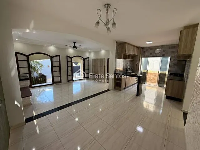 Casa com 352m² 3 quartos e 3 banheiros, à venda, no bairro Jardim São Jorge em Nova Odessa