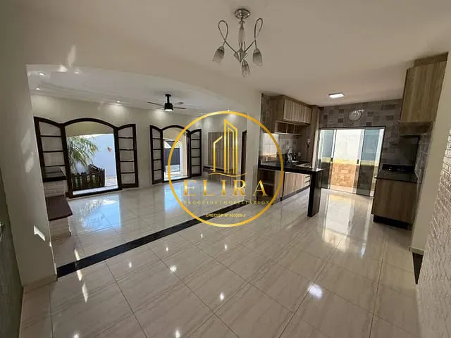 Casa com 352m² 3 quartos e 3 banheiros, à venda, no bairro Jardim São Jorge em Nova Odessa