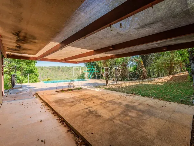 Casa com 2500m² 4 quartos e 5 banheiros, à venda, no bairro Jardim Botânico em Brasília