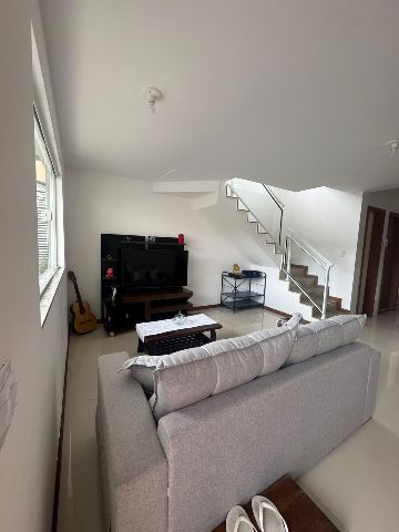 Casa 2 quartos e 3 banheiros, à venda, no bairro Serra Grande em Niterói