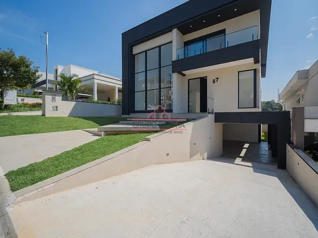 Casa 4 quartos e 2 banheiros, à venda, no bairro Jardim do Golf I em Jandira