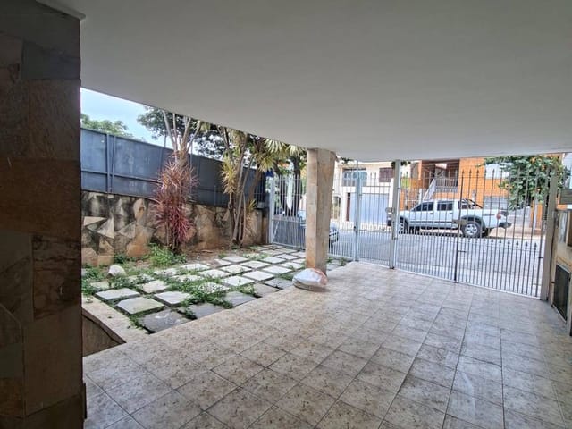 Casa para alugar, no bairro Vila Constança em São Paulo