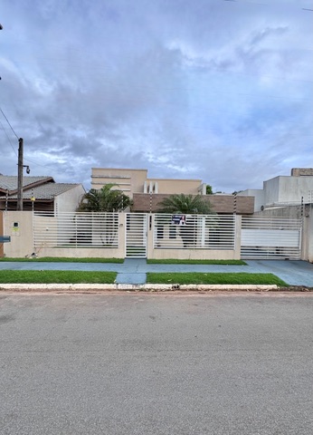 Casa com 126m² 2 quartos e 1 banheiro, à venda, no bairro Flamboyant em Nova Mutum