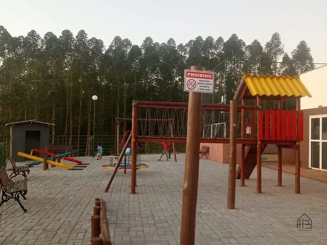 Casa 2 quartos e 2 banheiros, à venda ou para alugar, no bairro Água Espraiada (Caucaia do Alto) em Cotia