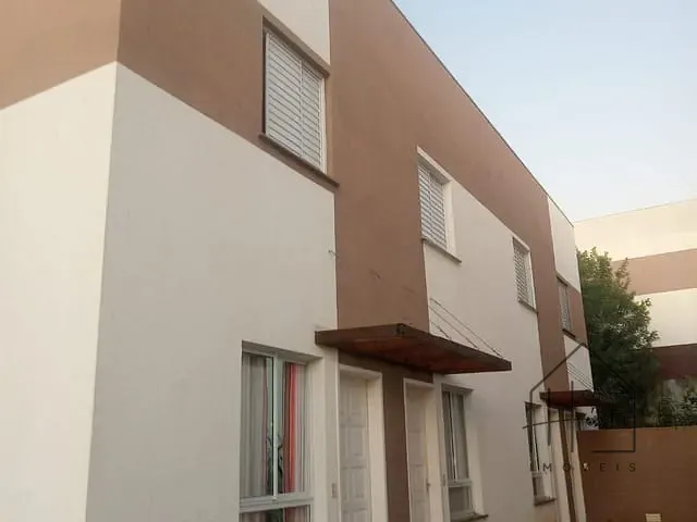 Casa 2 quartos e 2 banheiros, à venda ou para alugar, no bairro Água Espraiada (Caucaia do Alto) em Cotia