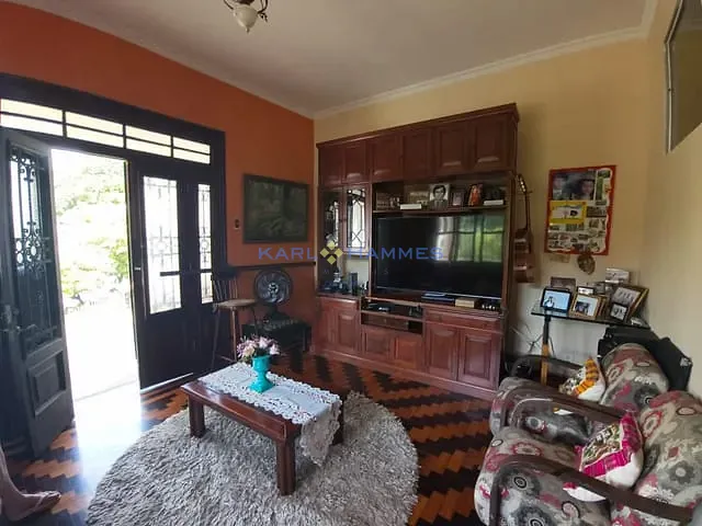 Casa 7 quartos e 7 banheiros, à venda, no bairro Saldanha Marinho em Petrópolis
