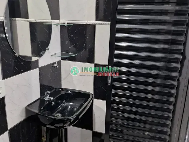 Casa 2 quartos e 1 banheiro, para alugar, no bairro 7 de Setembro em Canarana