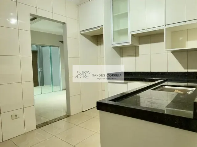 Casa 3 quartos e 3 banheiros, à venda, no bairro Jardim Santa Adelaide em Cambé