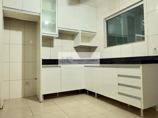 Casa 3 quartos e 3 banheiros, à venda, no bairro Jardim Santa Adelaide em Cambé