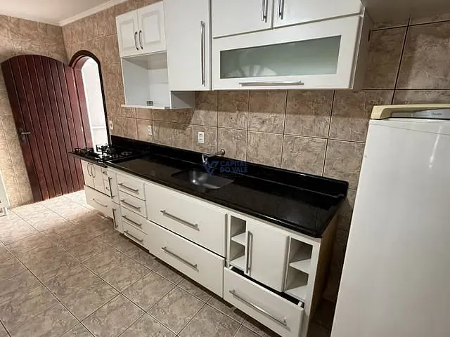 Casa com 198m² 3 quartos e 3 banheiros, à venda, no bairro Jardim das Indústrias em São José dos Campos