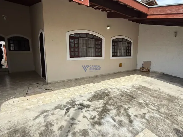 Casa com 198m² 3 quartos e 3 banheiros, à venda, no bairro Jardim das Indústrias em São José dos Campos