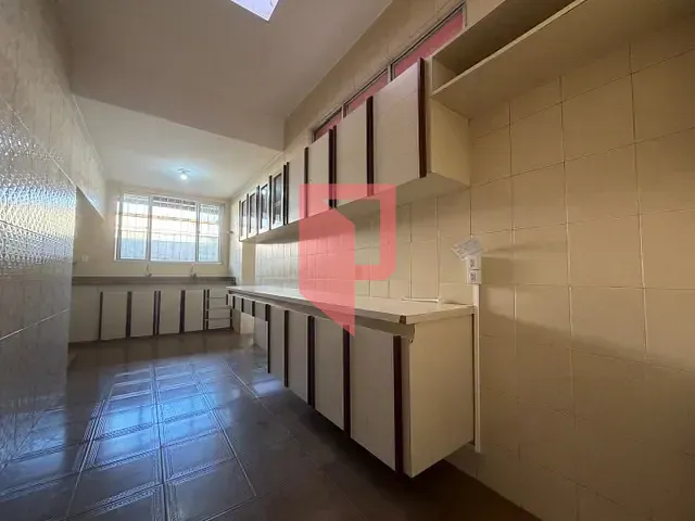 Casa 3 quartos e 3 banheiros, para alugar, no bairro Jaraguá em Belo Horizonte