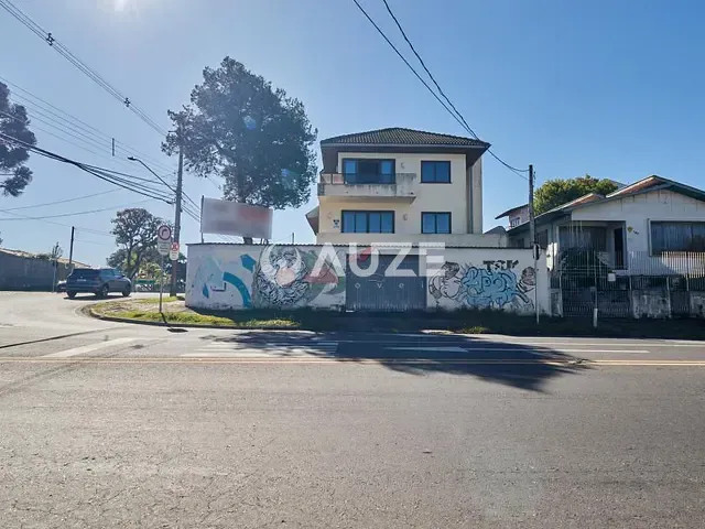 Casa com 380m² 3 quartos e 3 banheiros, à venda, no bairro Bigorrilho em Curitiba