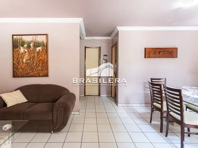 Casa com 140m² 4 quartos e 3 banheiros, à venda, no bairro Jardim América em Goiânia