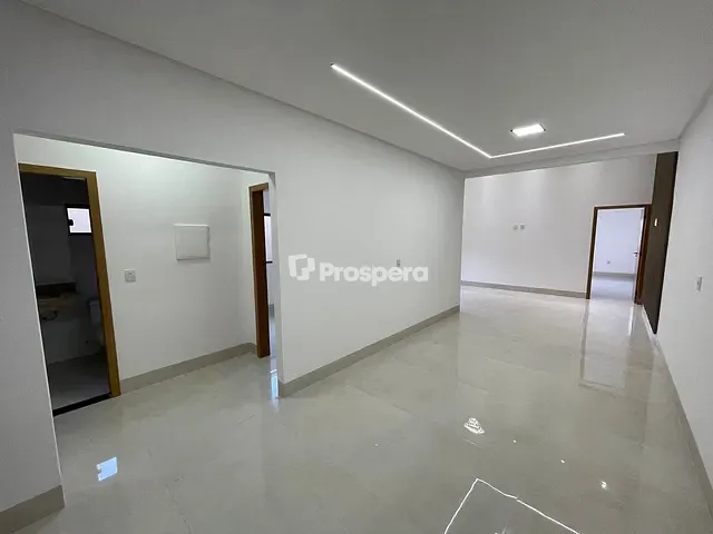 Casa com 225m² 3 quartos e 3 banheiros, à venda, no bairro Vila Alzira em Aparecida de Goiânia