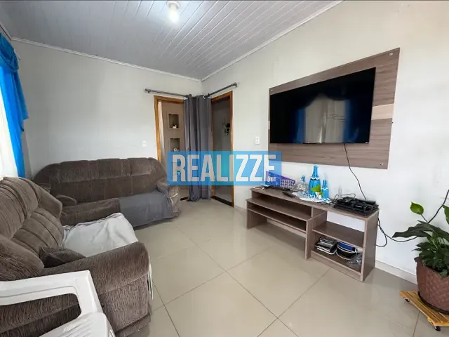 Casa com 300m² 6 quartos e 2 banheiros, à venda, no bairro Portal do Sol em Marau