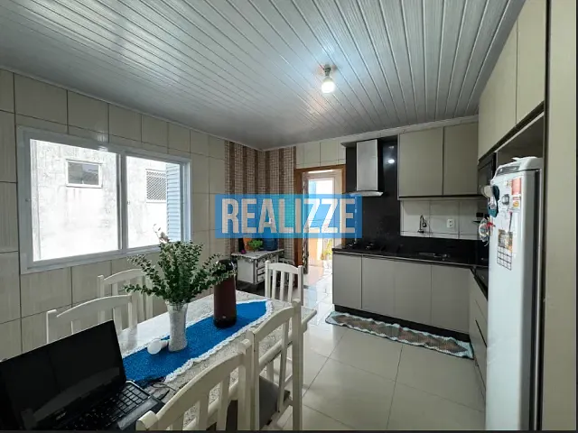 Casa com 300m² 6 quartos e 2 banheiros, à venda, no bairro Portal do Sol em Marau