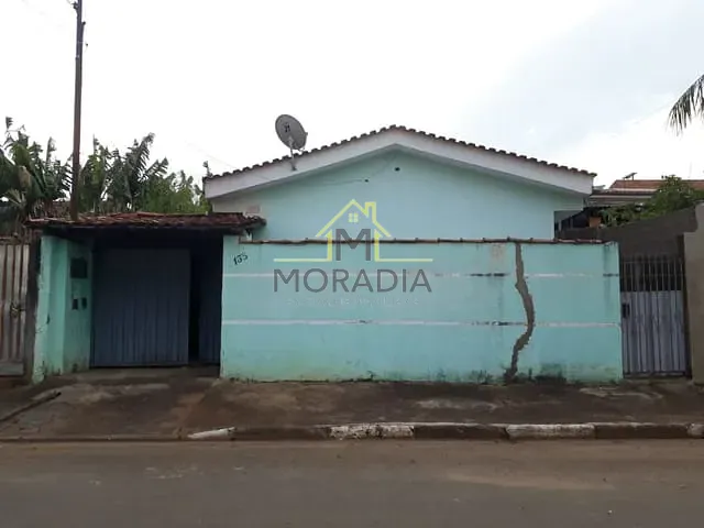 Casa com 250m² 3 quartos e 1 banheiro, à venda, no bairro Jardim Rosana em Guaxupé
