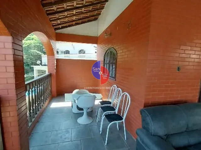 Casa com 627m² 3 quartos e 4 banheiros, à venda, no bairro Praia de Olaria (Guia de Pacobaíba) em Magé